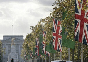Великобритания вводит языковой тест для супружеских виз