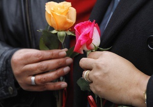 Антирекламу однополых браков сняли в США
