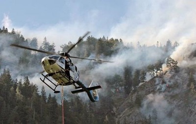 В горах Баварии второй день горят леса