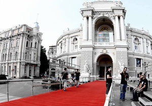 Одесский международный кинофестиваль - новости Одессы - кино - кинофестиваль - Официальное открытие Одесского кинофестиваля проходит в Оперном театре