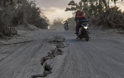 В Индонезии вновь произошло сильное землятресение