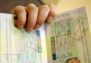 Украинцы заняли второе место по количеству полученных шенгенских виз