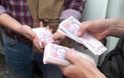У Луганській області на хабарі в 140 тис. грн затримані начальники поліції