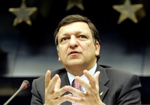 Глава Еврокомиссии поздравил Януковича и пожелал ему успехов