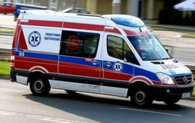 У Польщі вантажівка врізалася в шкільний автобус, є жертви