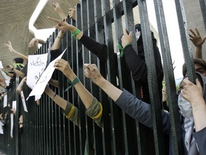 В Иране возбуждено уголовное дело против крупного оппозиционного политика