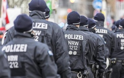 В Германии произошли столкновения неонацистов с полицией