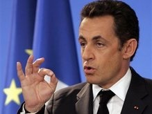 Саркози призывает прекратить огонь в Южной Осетии