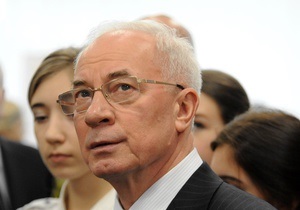 Азаров просит оппозицию  забыть о конфронтациях  до президентских выборов