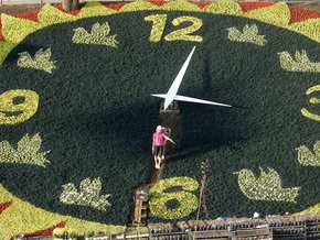 Цветочные часы в центре Киева снова запустят