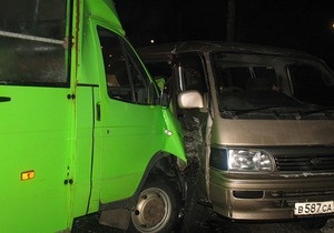 За минувшие сутки на дорогах Украины в ДТП погибли двое человек