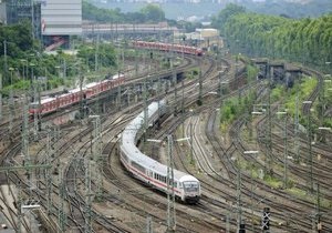 В Германии два поезда столкнулись, десять человек погибли