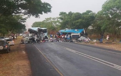 У Зімбабве 47 людей загинули в зіткненні двох автобусів