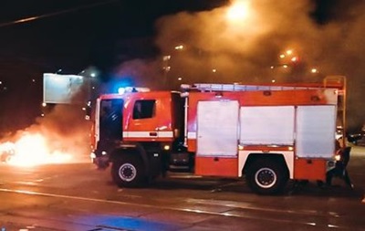 В Ужгороді згоріло два авто екс-чиновника СБУ - ЗМІ