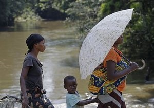 В Нигерии два миллиона человек эвакуировали из-за наводнения