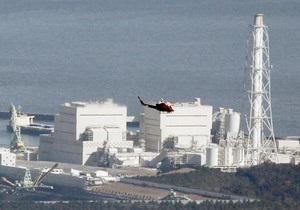 Спецмашины начали заливать водой третий энергоблок АЭС Фукусима-1