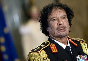 СМИ: Каддафи все еще находится в своей резиденции, вокруг которой идут бои