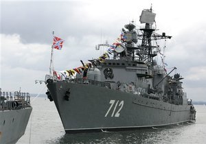 ВМФ России усиливает группировку кораблей по борьбе с сомалийскими пиратами