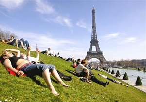 СМИ: Франция признана лучшей страной в мире для жизни, Украина - вторая в СНГ