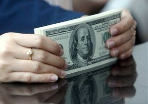 Доллар на межбанке вплотную приблизился к 8,15 гривен