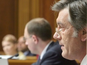 Опрос: Треть украинцев назвали Яценюка самым желанным преемником для Ющенко
