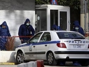 В Афинах неизвестные бросили гранату в клуб иностранцев