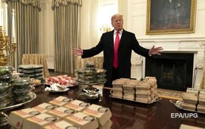 Трамп за свій рахунок замовив 300 гамбургерів у Білий дім