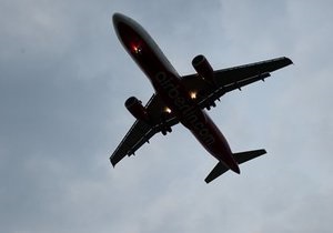Эхо  люмпен-теракта : Пакистанскому самолету отказали в посадке в Манчестере, были подняты истребители