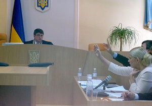 В Киеве возобновилось рассмотрение дела Тимошенко: в суд прибыла тетя экс-премьера