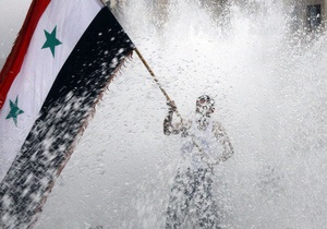Друзья Сирии договорились предоставить помощь сирийским повстанцам