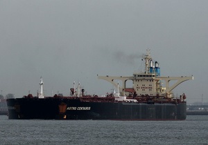 Пираты освободили супертанкер с украинцами на борту, за который был уплачен рекордный выкуп