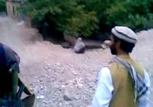 В Афганистане талибы публично казнили женщину за прелюбодеяние