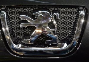 Владельцы Peugeot требуют отставки руководства