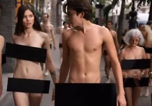 Итальянский бренд выпустил рекламу о мире голых людей