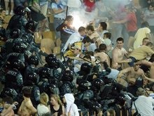 Фанаты Динамо встретятся с Беркутом на футбольном поле