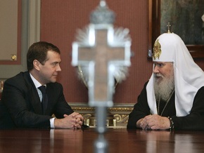 Медведев считает смерть Алексия ІІ тяжелой утратой для России
