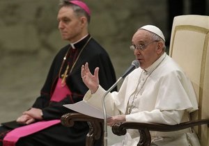 Папа Франциск провел первый обряд канонизации