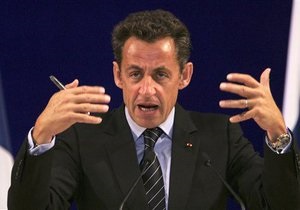 Саркози считает, что в мире проводится слишком много саммитов