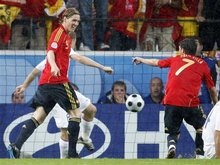 Евро-2008: Испания ставит на колени Россию
