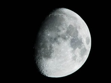 NASA намерено построить на Луне гигантский телескоп