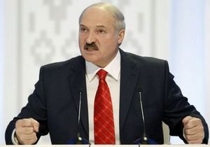 Лукашенко: Украину поставили на колени