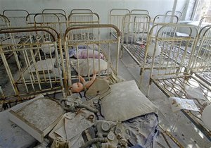 The Daily Mail: Через 25 лет после катастрофы туристы массово едут в Чернобыль