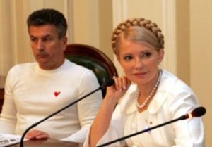 Тимошенко: Янукович терроризирует Онопенко, чтобы  приватизировать  Верховный суд