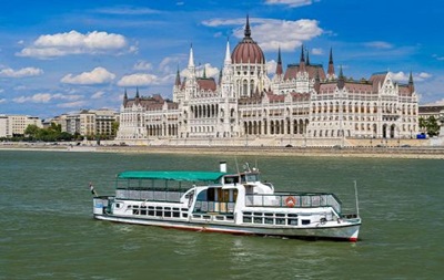 Затонулий в Будапешті теплохід побудували в Херсоні