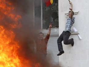 Кишинев: Пожар в здании парламента Молдовы потушен, участники митинга разошлись