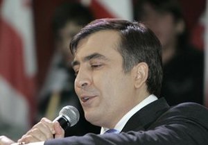 Оппозиция обвиняет Саакашвили в нарушении Избирательного кодекса