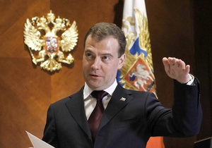 Медведев поручил возобновить поставки электроэнергии Минску