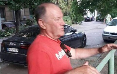 В Одесі помітили чоловіка, який чіпляється до дітей - ЗМІ