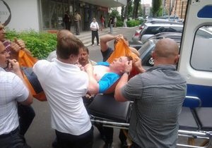 Мельниченко госпитализирован со сломанной рукой - адвокат