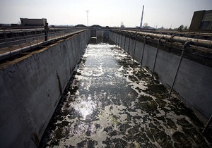 Экологи заявляют об отсутствии очистных фильтров на более чем сорока спусках сточных вод в Киеве